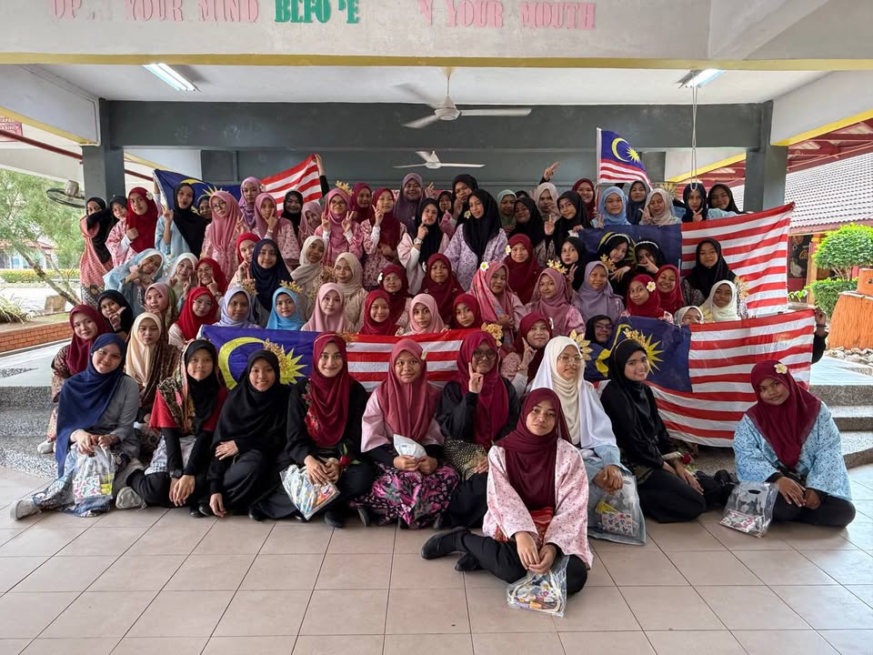 Karnival Cint❤️ Bahasa, Sayangi Malaysia Sempena Program Bulan Karnival Cint❤️ Bahasa, Sayangi Malaysia Sempena Program Bulan