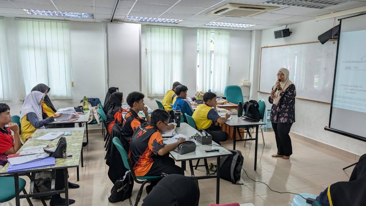 Kem Peningkatan Akademi/ Perkampungan Ilmu Spm 2025 