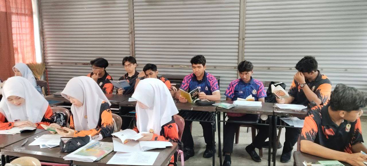 Program Jom Baca Bersama 10 Minit Peringkat Smkbbs 