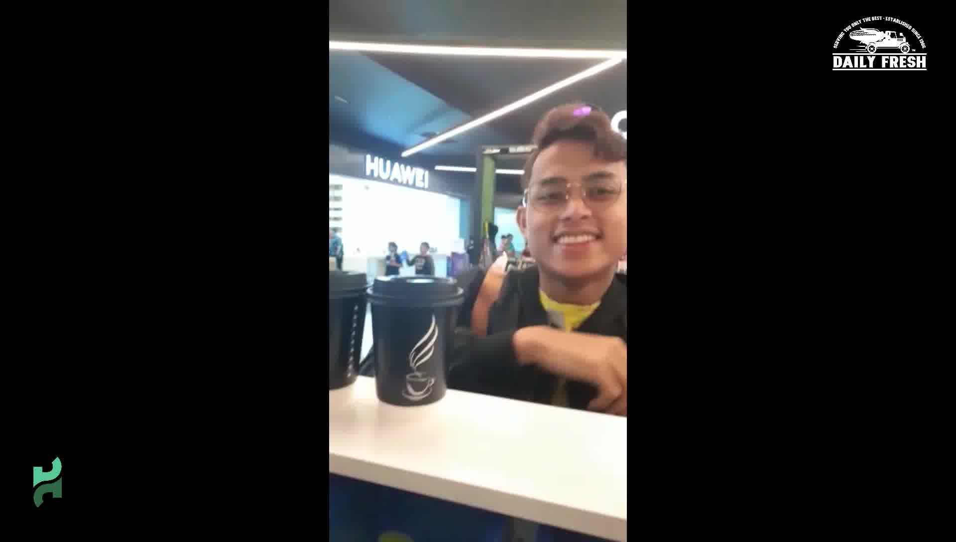 Dia Ni Pelanggan Setia Kami, Hampir Setiap Hari 