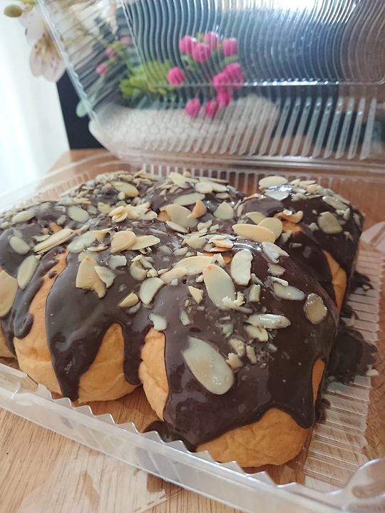Yummy, Assedapnya Manis-manis Bersama Kacang Badam Rangup. Selamat 