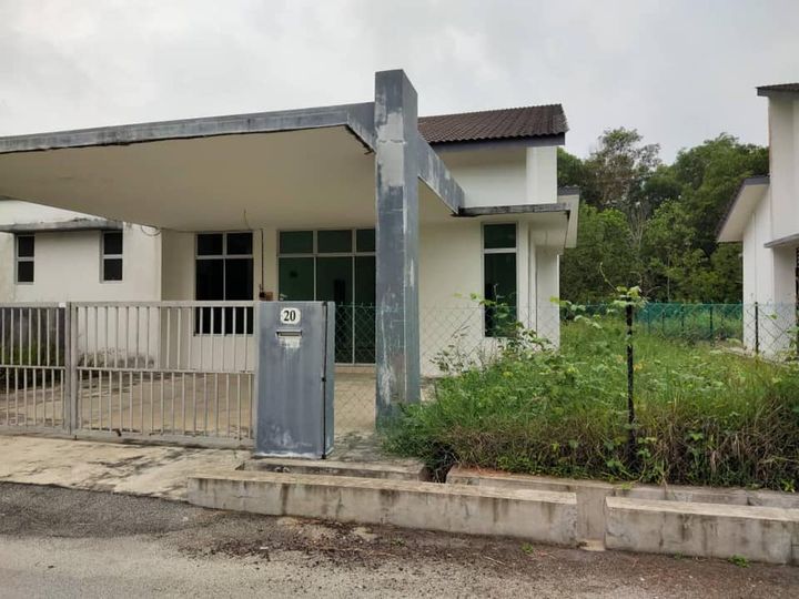 Rumah Semi D Lot Tengah Di Kempadang Perdana, 