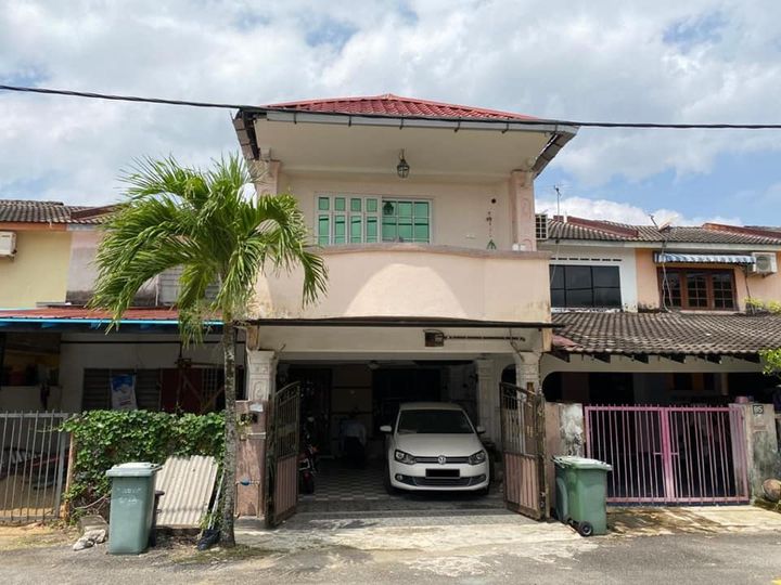 [rumah Cantik Siap Reno] Rumah Teres 2 Tingkat 