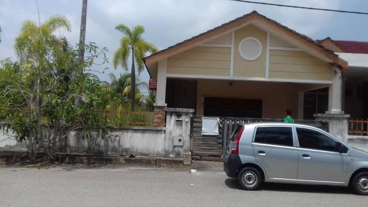 Corner Lot Semi-d Bukit Istana For Sale (near 