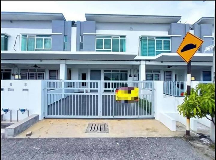 Rumah Baru Teres 2 Tingkat Bandar Kuantan Putri 