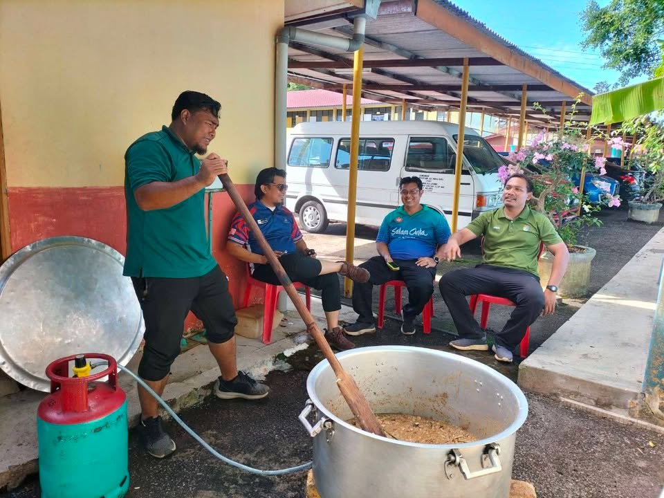 Program Memasak Bubur Lambuk Anjuran Badar Pada 9 Program Memasak Bubur Lambuk Anjuran Badar Pada 9