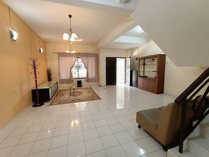 Rumah Super Cantik‼️lokasi Strategik ‼️ 