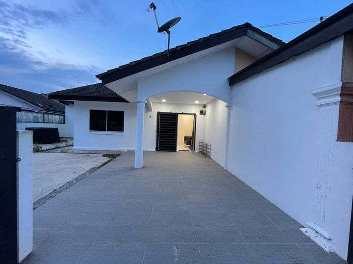 Semi D Setingkat Taman Seri Inderapura Kuantan  