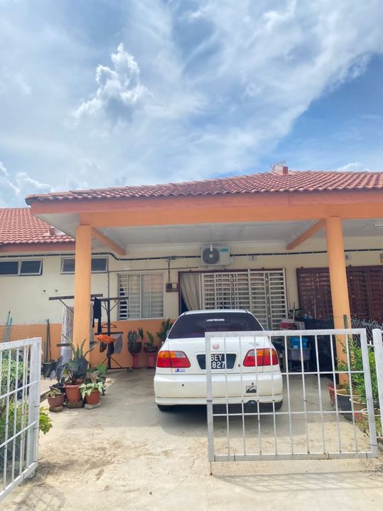 Teres Setingkat Taman Gambang Damai Teres Setingkat Taman Gambang Damai