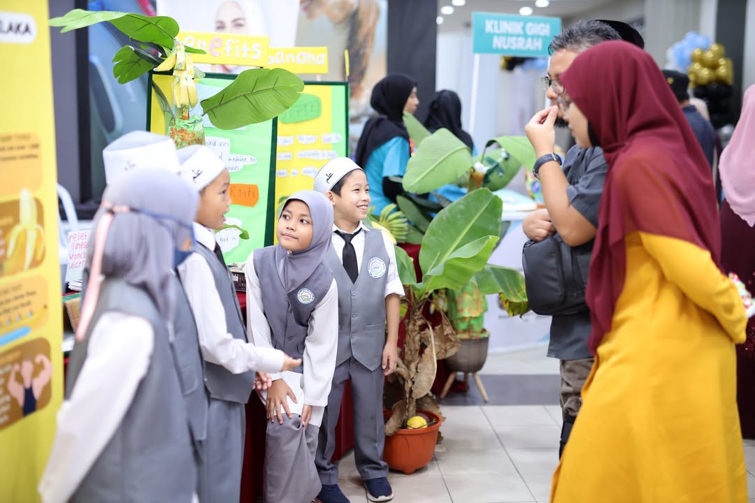 Part 2- Students & Visitors 