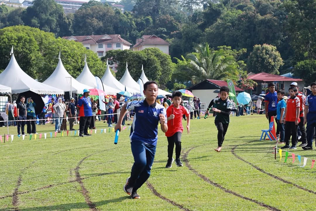 Racing To Victory 
