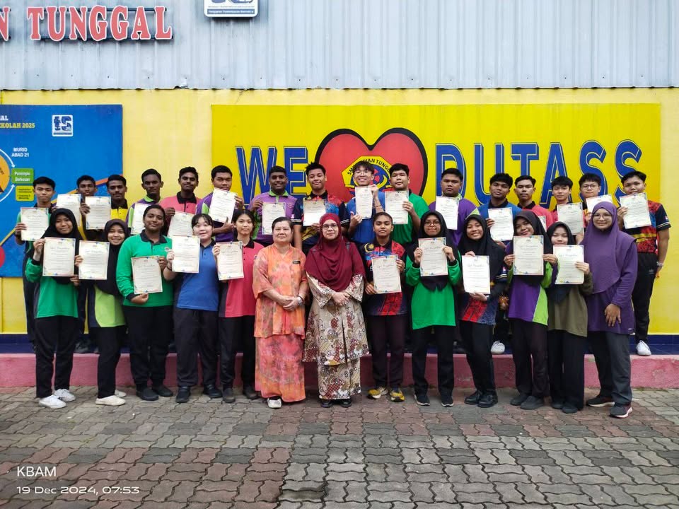 Penerima Sijil Kemenjadian Murid 2024 