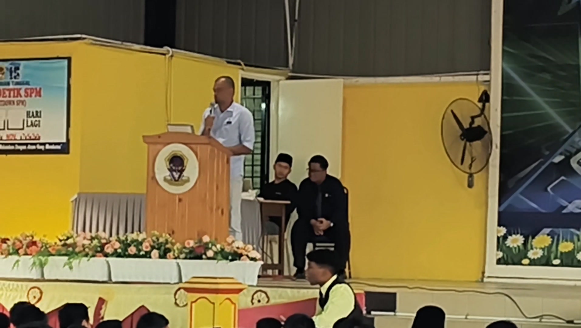 Majlis Perpisahan Cikgu Kanan A/l Rada Krishnan Pada 