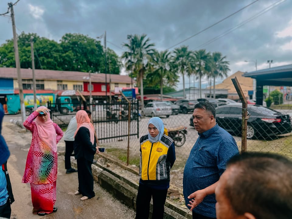 Perjumpaan Bagi Membincangkan Isu Jalan Bersebelahan Hong Leong 