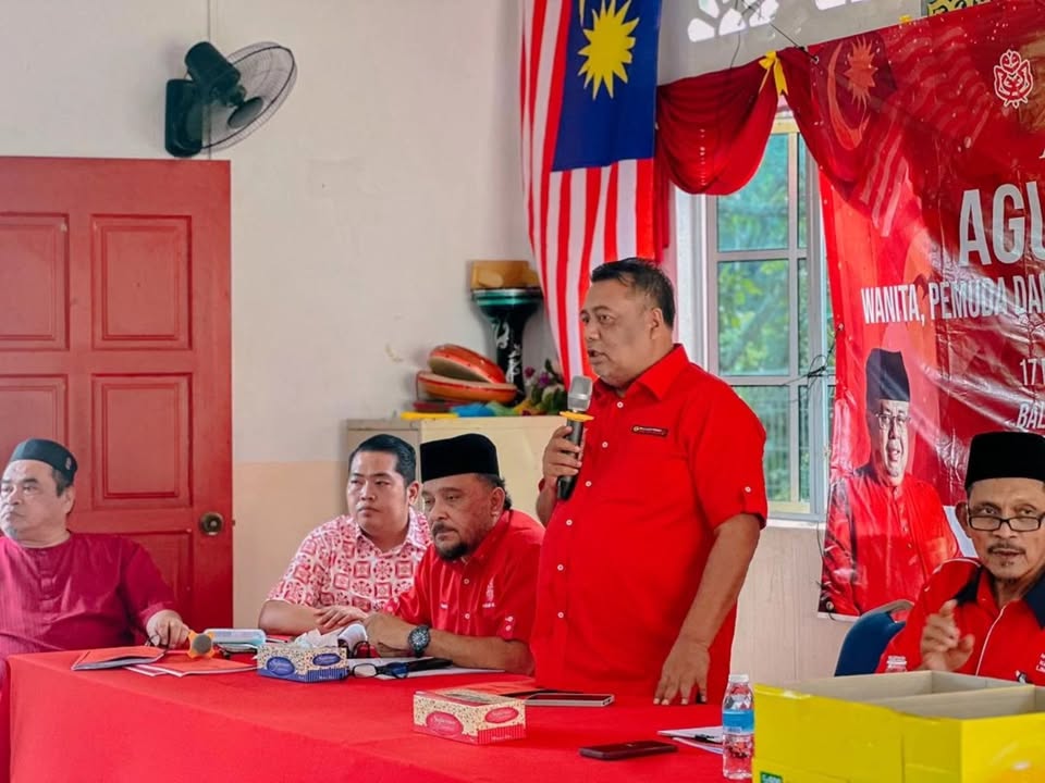 Selesai Menghadiri Mesyuarat Agung Umno Cawangan Solok Limau 