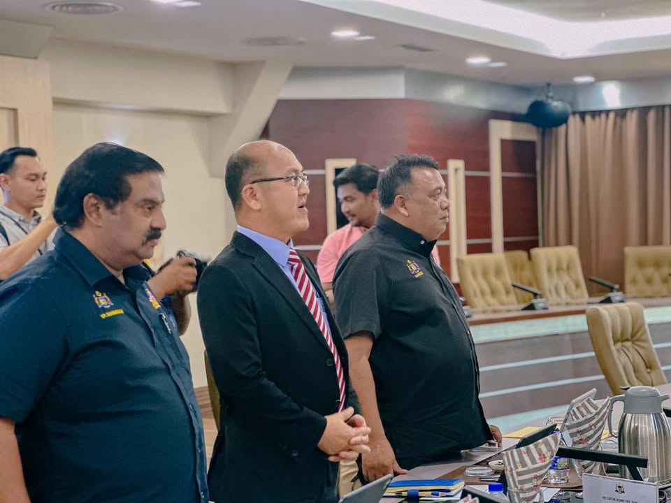 Mesyuarat Majlis Mesyuarat Kerajaan Negeri Melaka. 