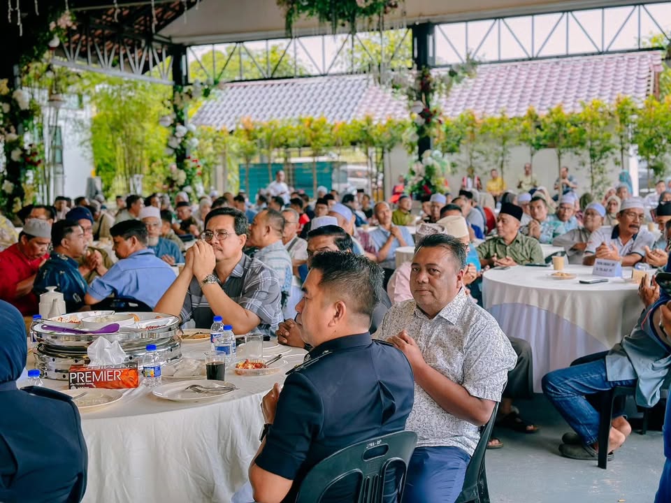Majlis Simbolik Penyerahan Lembu Korban Sempena Sambutan Hari 