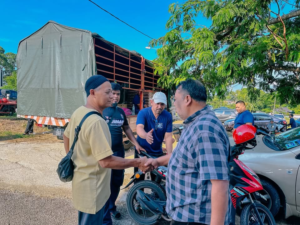 Alhamdulillah, Berkesempatan Menyantuni Poghut-poghut Dun Ayer Limau Yang 