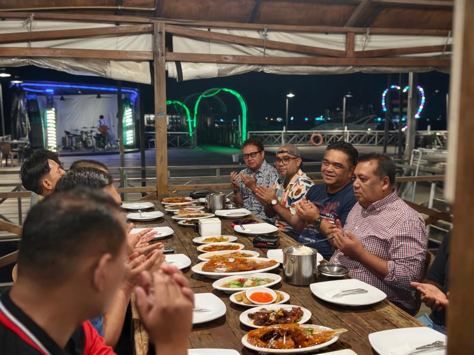 Makan Malam Delegasi Kerajaan Negeri Melaka Bersama Kedutaan 