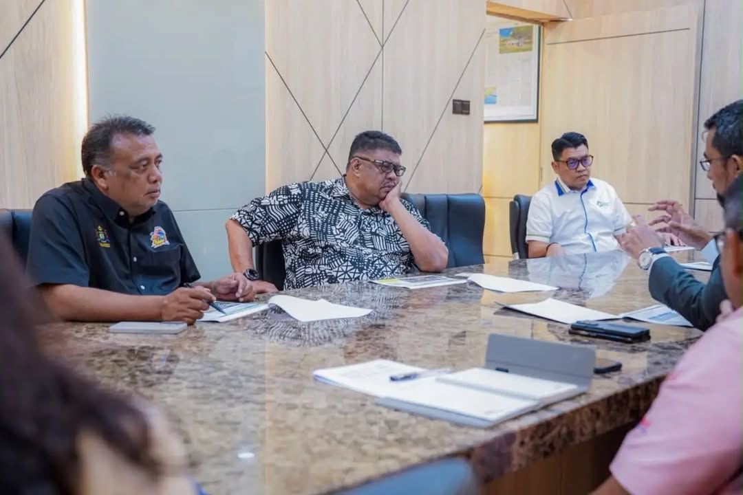 Kunjung Hormat Ir. Mahathir, Ketua Pegawai Rangkaian Tenaga 