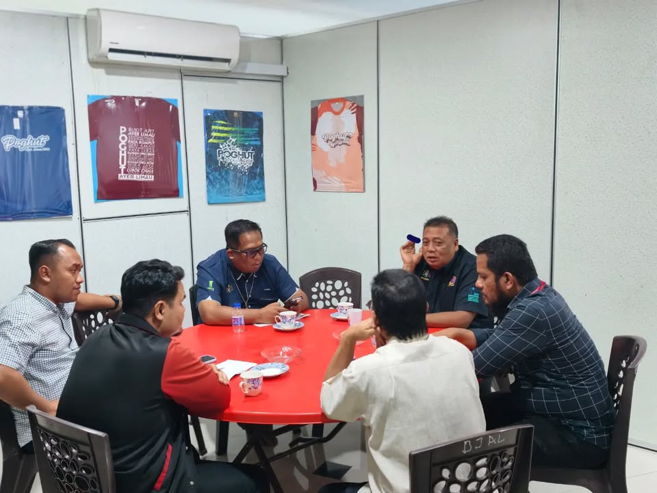 Perbincangan Bersama Ketua Komuniti Madani Bersama Pegawai Penerangan 