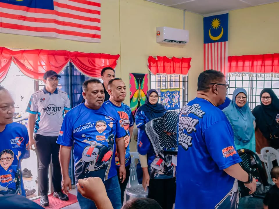 Mengiringi Yab Datuk Seri Utama Ab Rauf Bin 