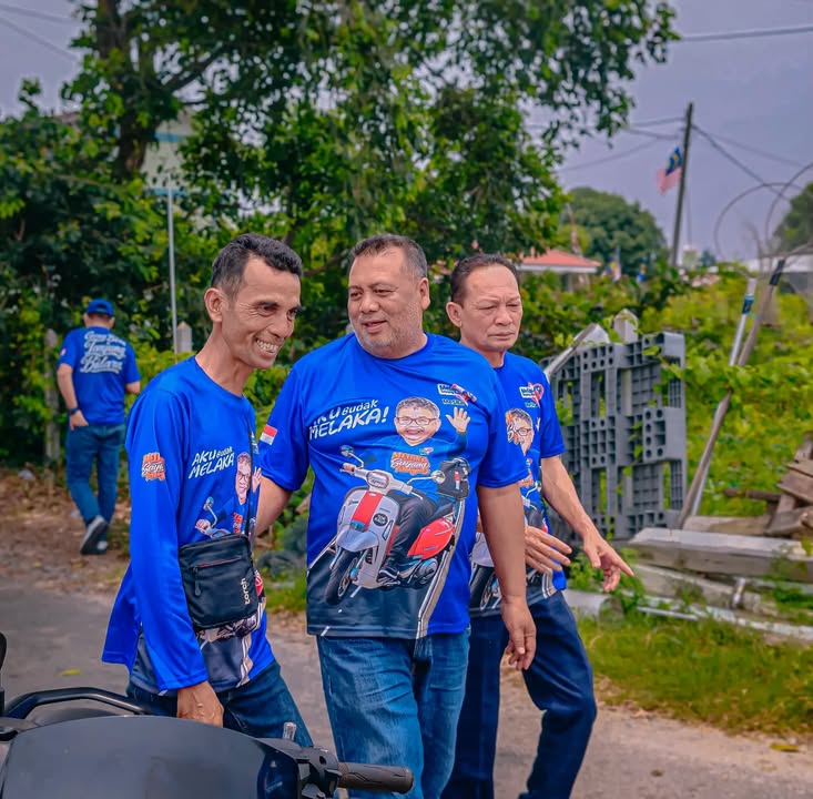Mengiringi Yab Datuk Seri Utama Haji Ab Rauf 