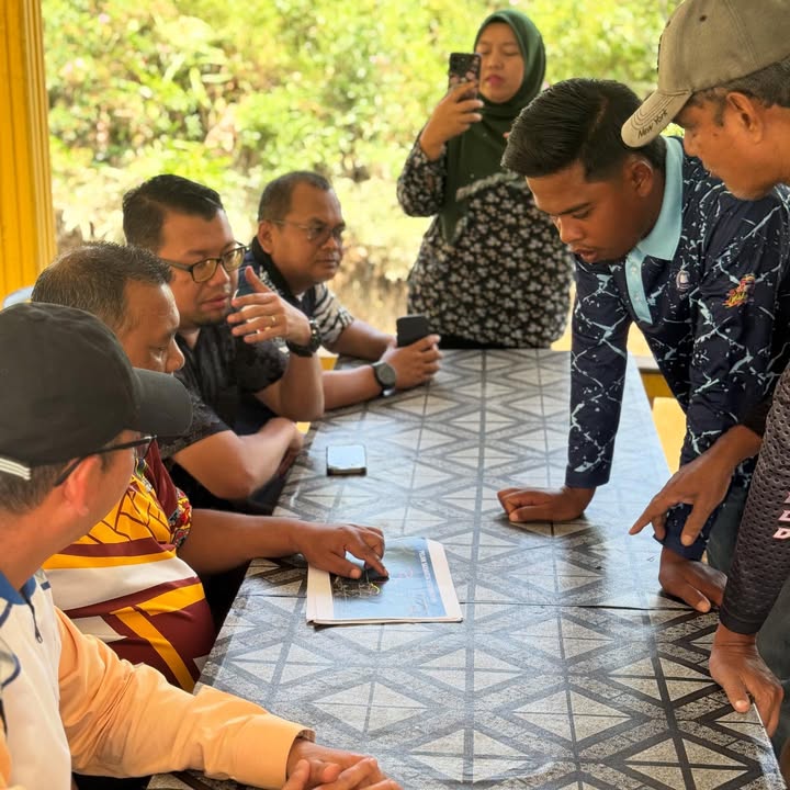 Mengadakan Lawatan Ke Jeti Nelayan Paya Lebar Ramuan 