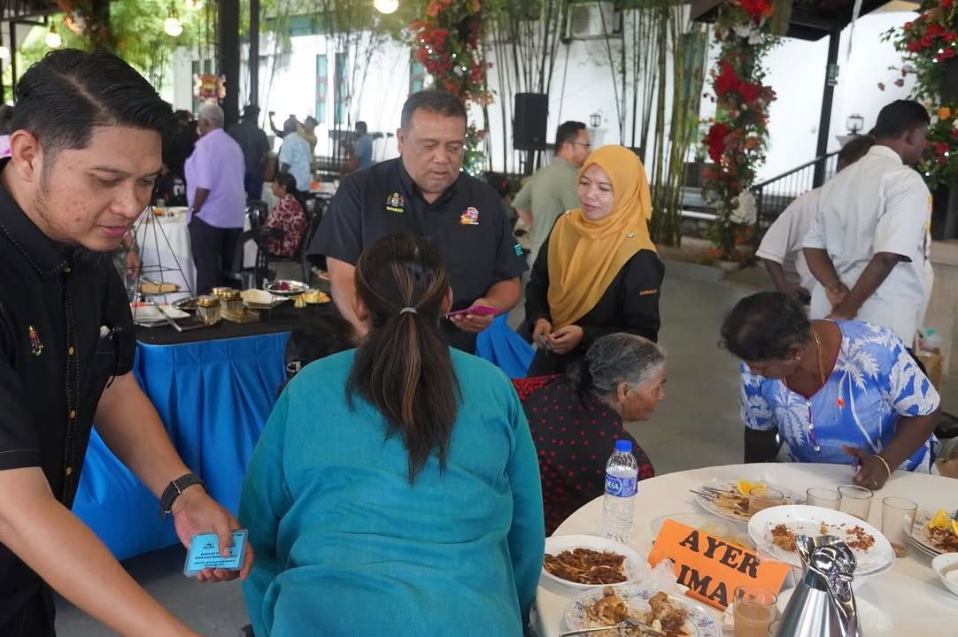 Majlis Sumbangan Bantuan Perayaan Deepavali Bagi Parlimen Masjid 