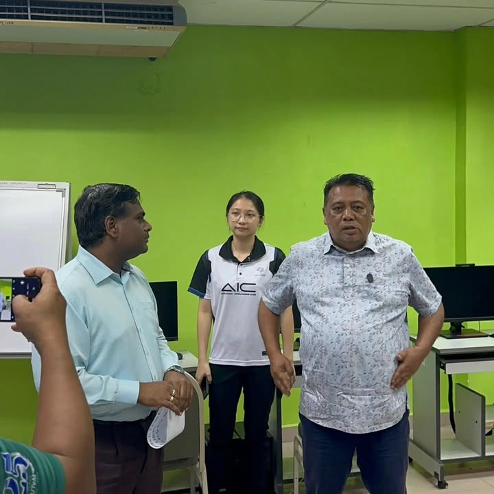 Berpeluang Berinteraksi Secara Dekat Bersama Golongan Belia Dun 