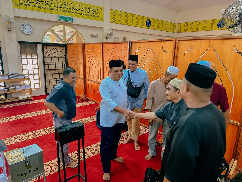 Majlis Meraikan Pegawai Syarak Dun Ayer Limau Sebagai 