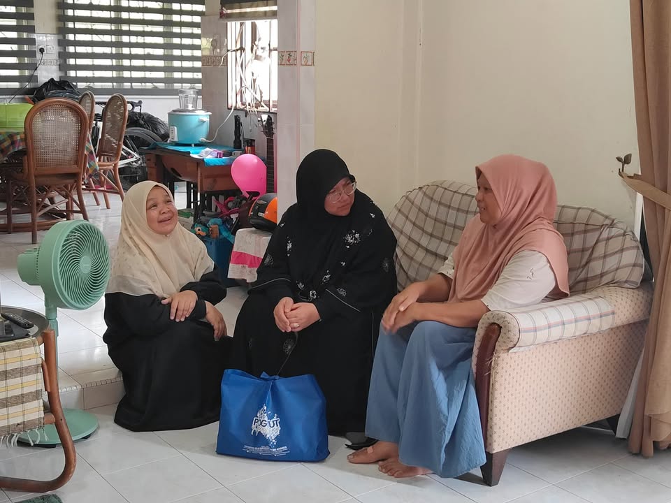 Mewakilkan Isteri Saya Dan Wanita Umno Dun Ayer 