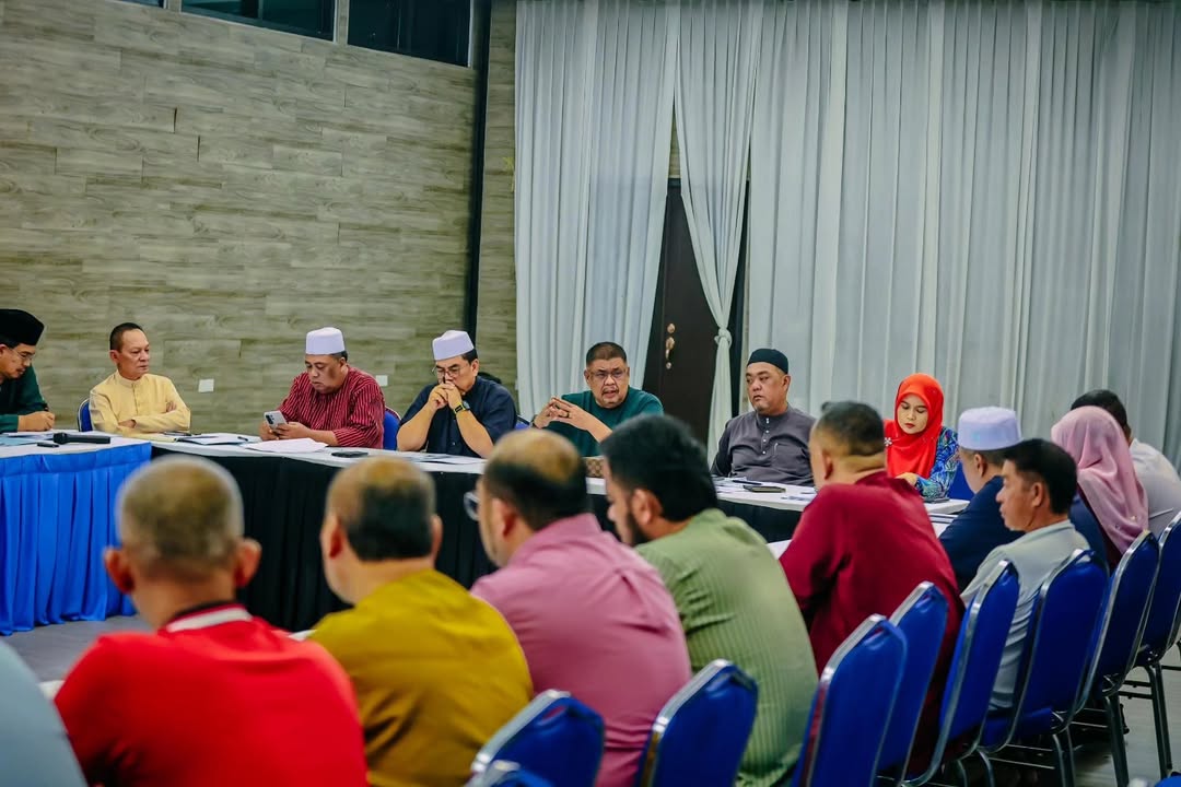 Alhamdulillah, Selesai Menghadiri Mesyuarat Jawatankuasa Umno Bahagian Masjid 