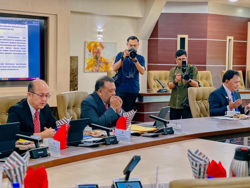 Mesyuarat Exco Kerajaan Negeri Melaka Hari Ini Berjalan 
