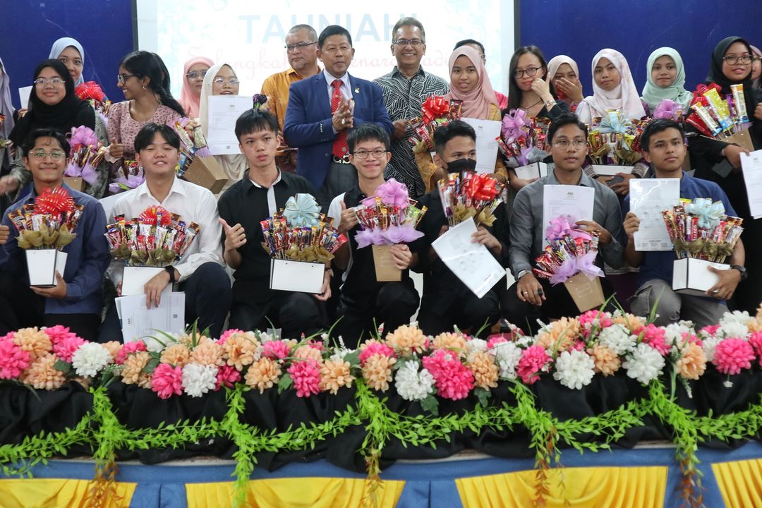 Home Sekolah Menengah Munshi Abdullah Melaka 3375