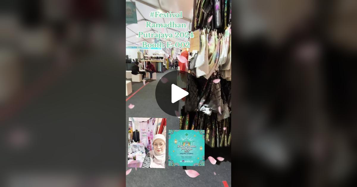 Bulan Ramadhan, Kami Berada Di Kompleks Perbadanan Putrajaya. 