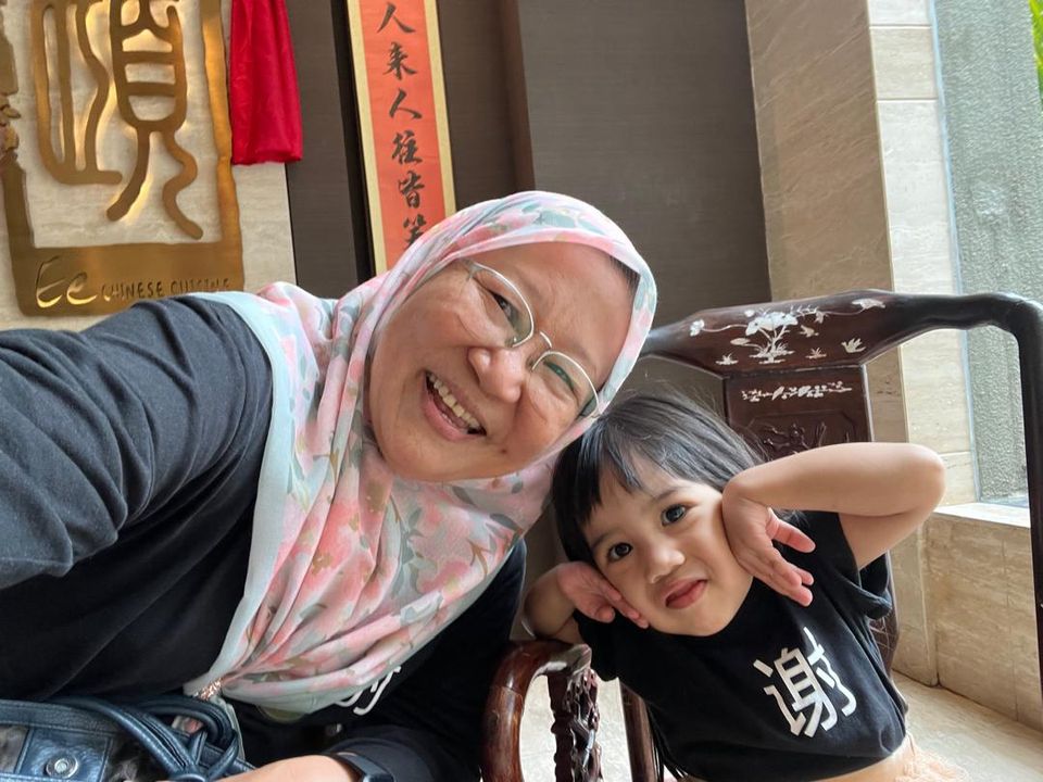Selamat Berhujung Minggu Bersama Family.  Cikgu Saya 