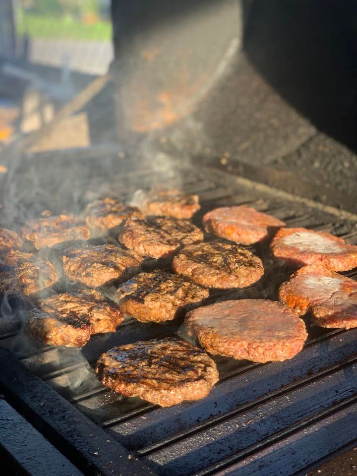 We\'re Open As Usual Today ! 