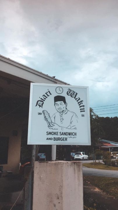 Jam,hari,waktu Dan Tempat Yang Sama 