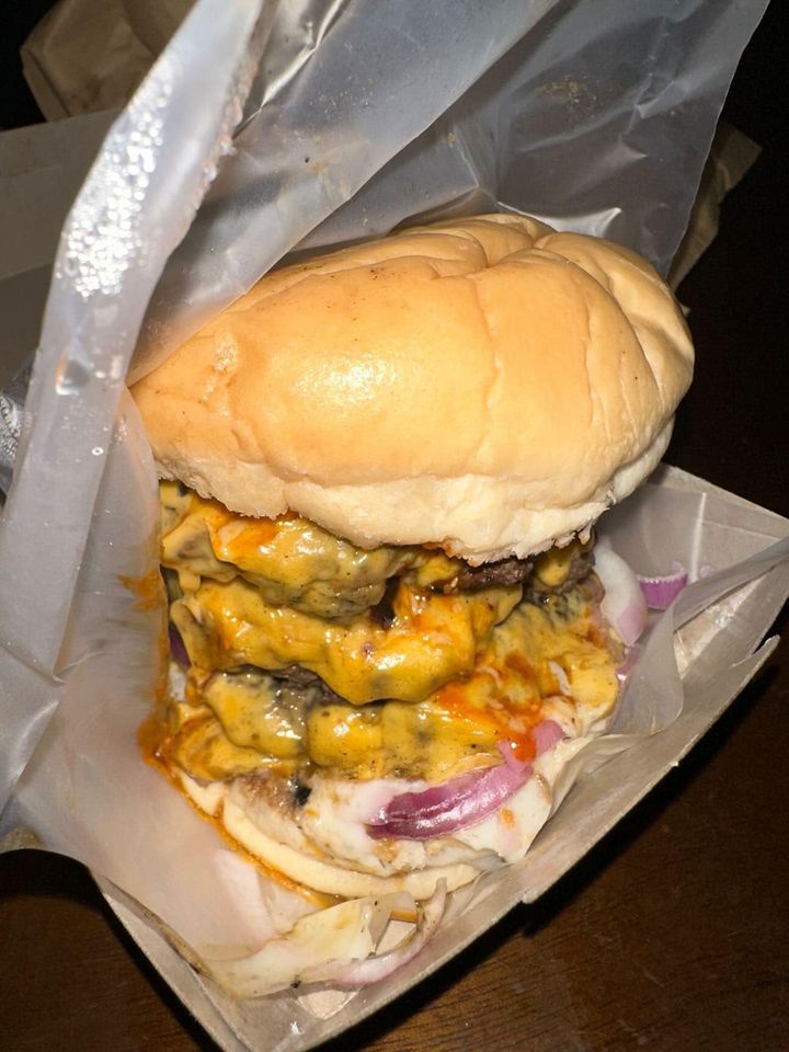 Triple Cheese Burger 