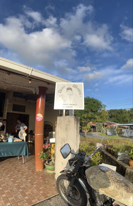 Hi Hi Hi !! ❤️ We’re Here To 