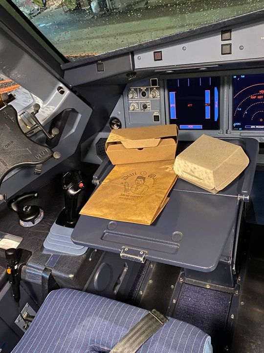 Gempak Sik Burger Dlm Gambar Ya ? 