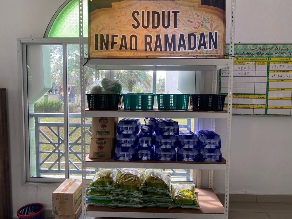 Mari Kita Bersama Sama Membantu Mereka Yg Memerlukan 