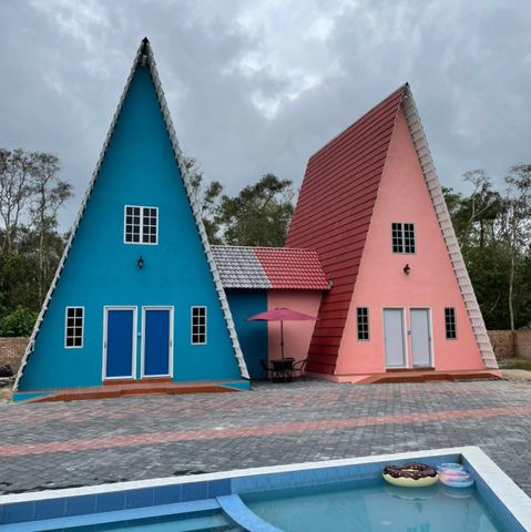 rumah segitiga melaka