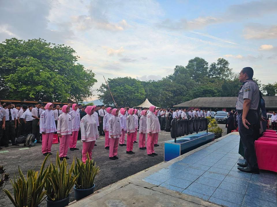 Perhimpunan Mingguan Unit Beruniform Puteri Islam Tarikh 14 