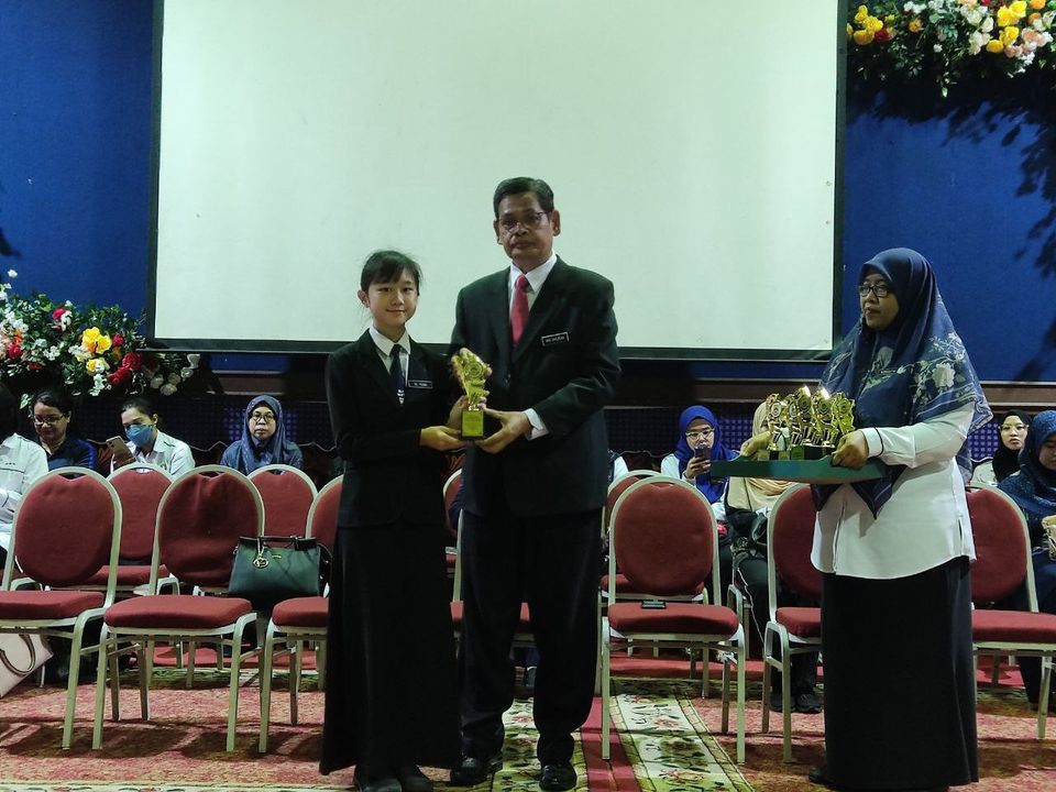 Majlis Penyampaian Sijil Penghargaan Student Leaders Board ( 