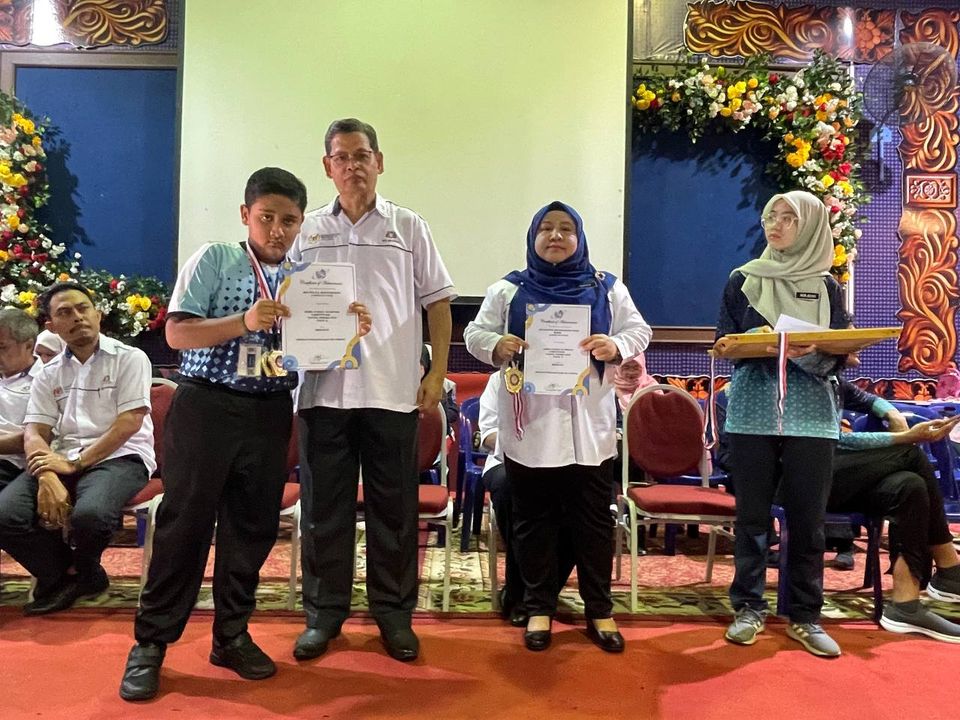 Majlis Penyampaian Hadiah Dan Sijil Asian Science & 