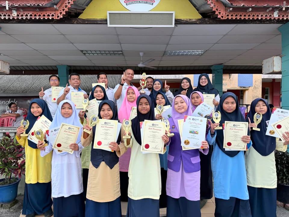 Majlis Penyampaian Sijil Dan Pingat 