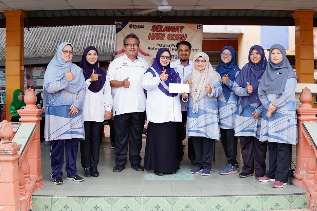 Majlis Penyampaian Hadiah Dan Sijil 