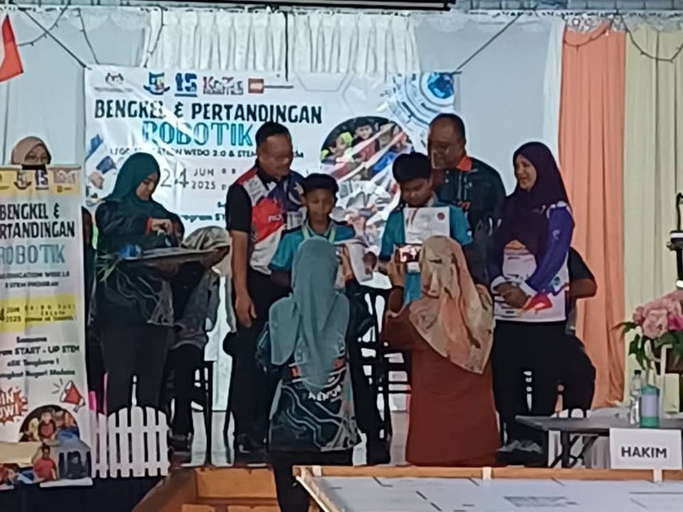 Bengkel Dan Pertandingan Robotik Lego Education Wedo 2.0 